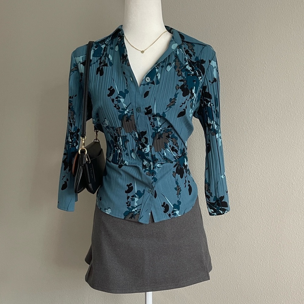 Floral Blue Button-Up Women's Top Size S